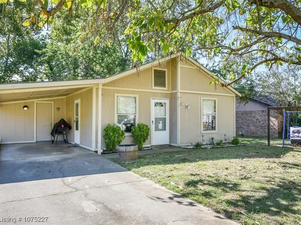 106 Math Ln, Roland, OK 74954