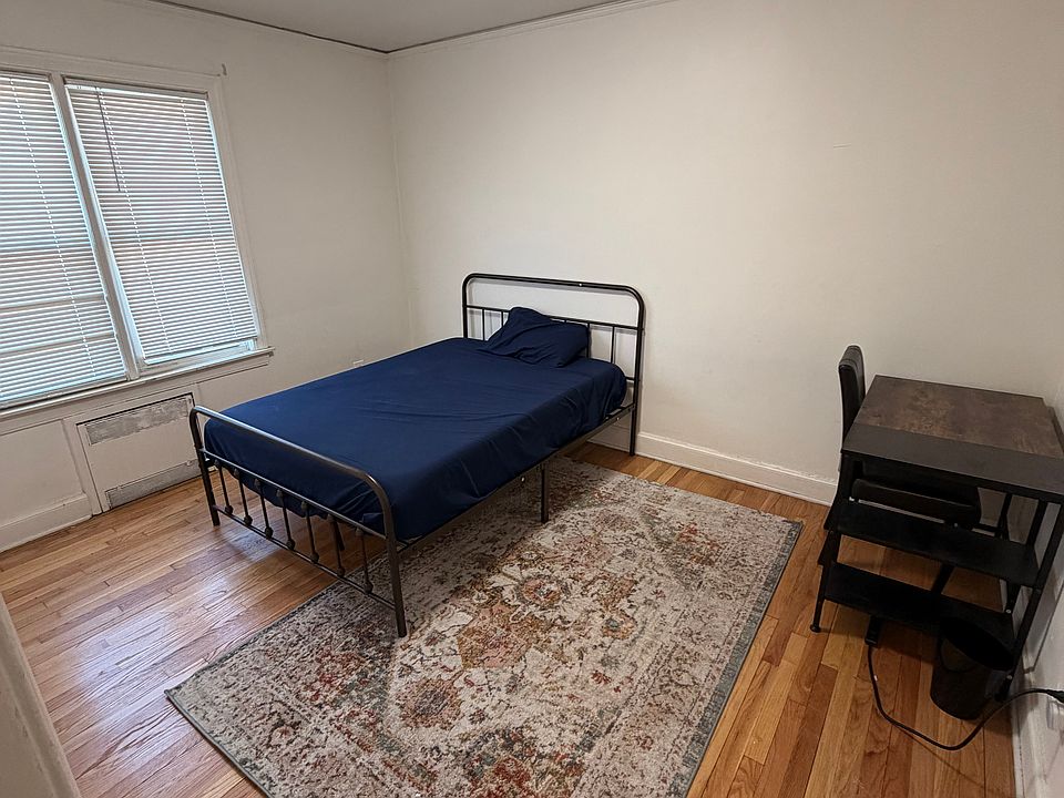 1st image of 10410 Morross Ave APT 1