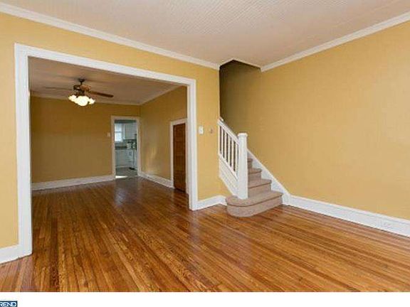4th image of 7442 Rockwell Ave