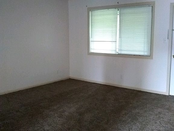 2nd image of 411 Northside Dr APT C7