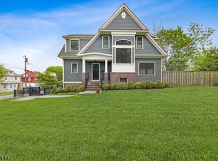 12 South St, Summit, NJ 07901