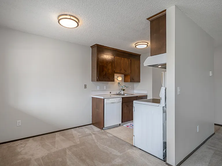 1520 NE 143rd St — Photo 10