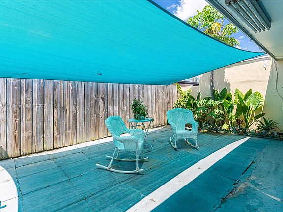 4th image of 10203 SW 21st Ter #10203