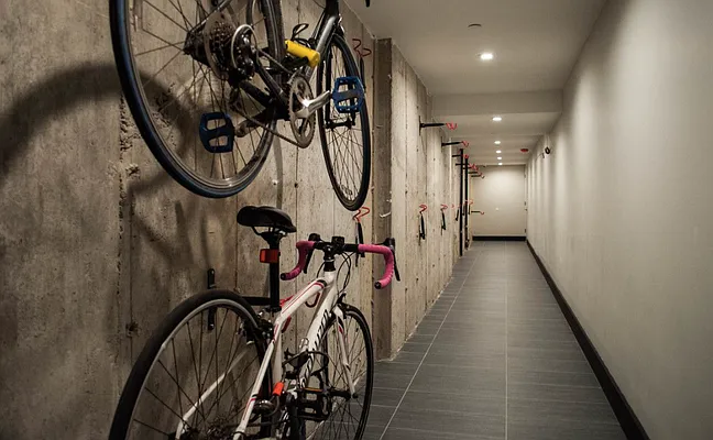 Rented by Manhattan Management LLC | media 38