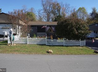 26 & 27 Jellystone, Falling Waters, WV 25419