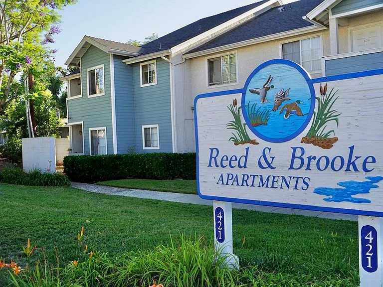 Reed and Brooke Apartments — Photo 4