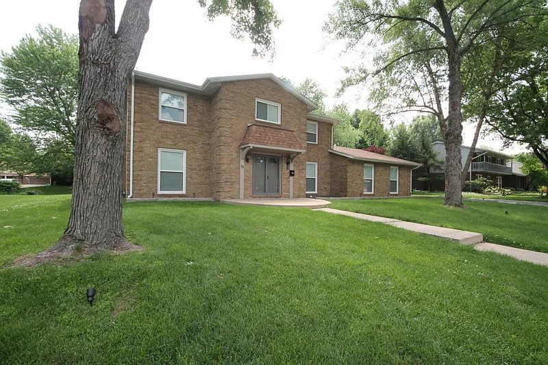 12 Ravenwood Cir photo 1