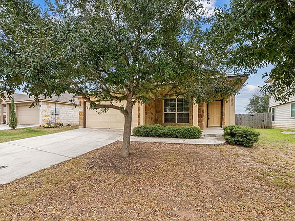 3rd image of 582 Briggs Dr