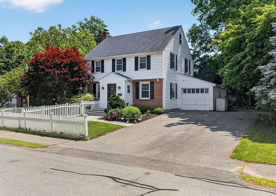1st image of 35 Cleveland Rd