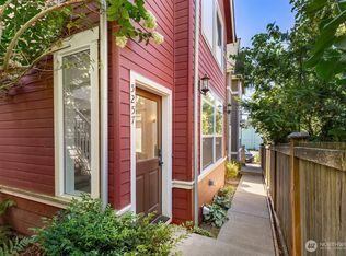5257 23rd Ave SW, Seattle, WA 98106