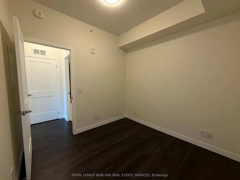 15 Queen St S #701 — Photo 13