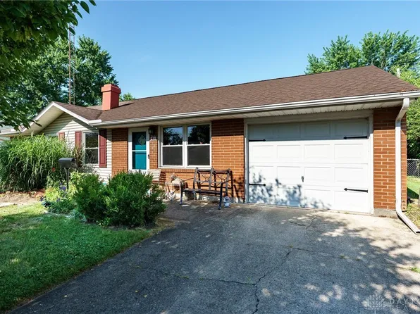 413 Weinland St, New Carlisle, OH 45344