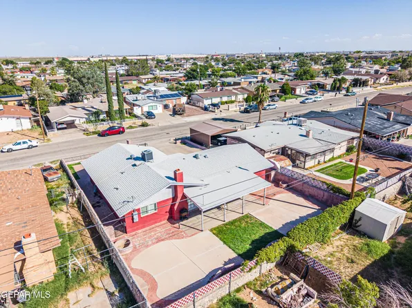 9909 Sidewinder St, El Paso, TX 79924