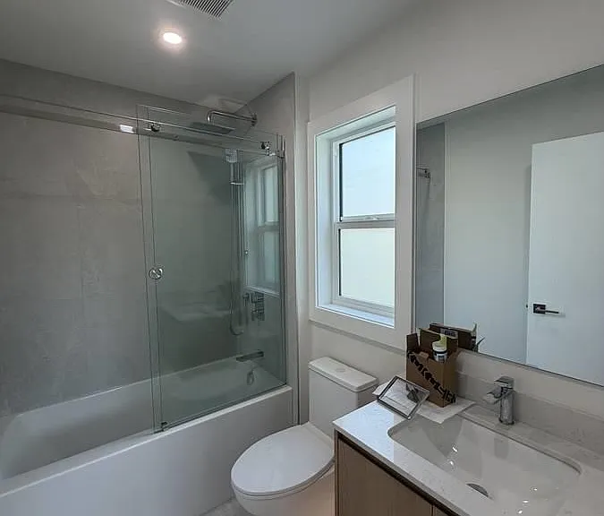9XX Westmount Dr — Photo 16