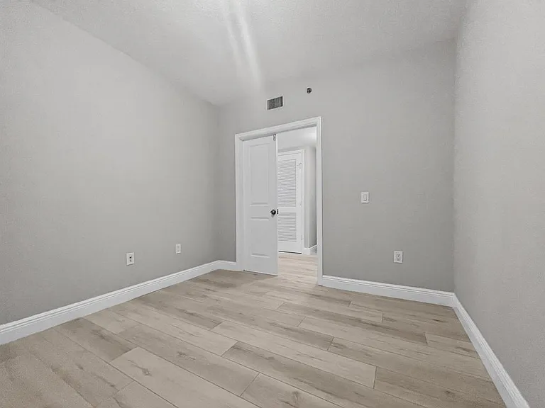 2681 N Flamingo Rd #902S — Photo 39