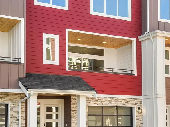 19722 Filbert Drive #B-2, Bothell, WA 98012