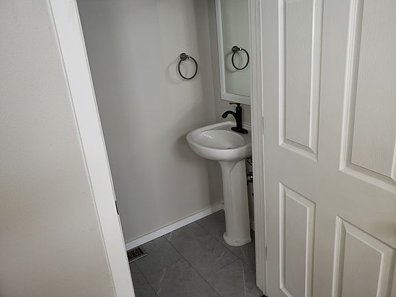 5th image of 1116 S 23rd St