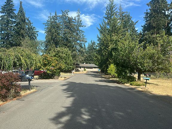 4th image of 1620 159th Street Ct E