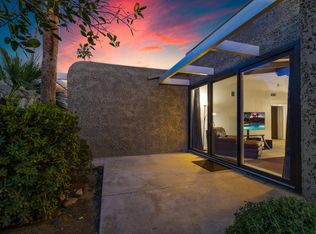 1868 Tamarisk Rd, Palm Springs, CA 92262