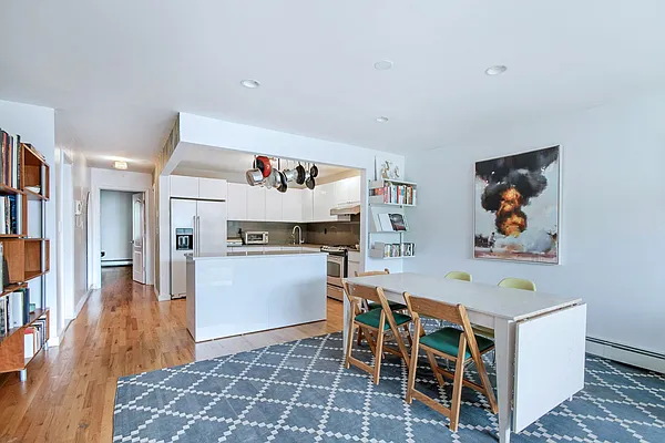 Sold by Compass | media 17