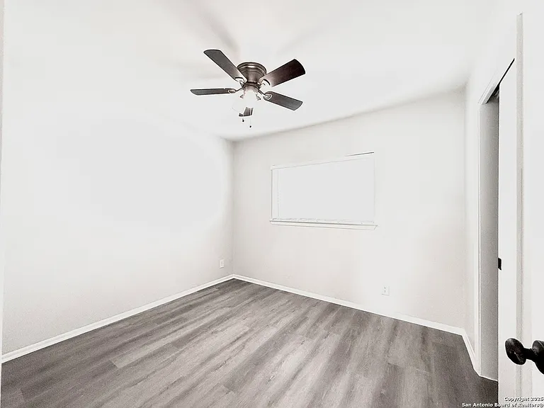 1807 Budding Blvd #1807 — Photo 32