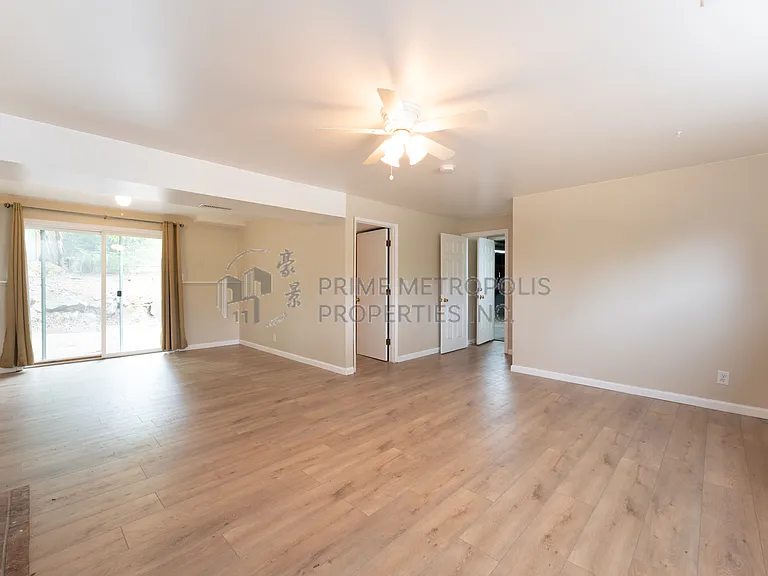 18003 Wayne Ave N — Photo 14