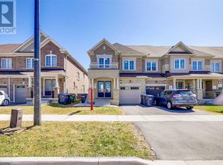 152 Golden Springs Dr, Brampton, ON L7A 4N9