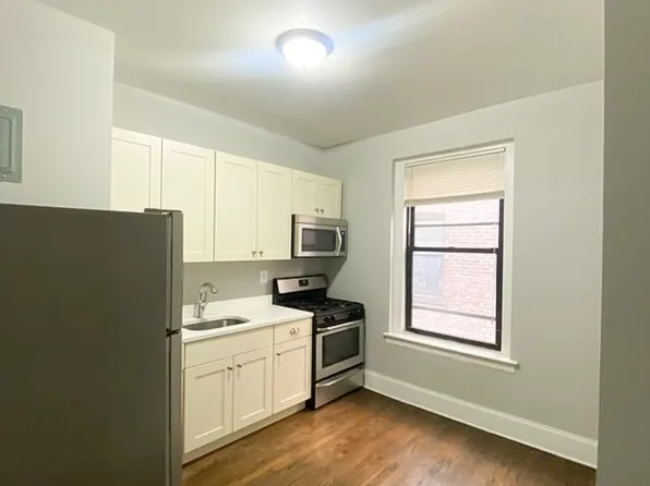 28-25 34th Street image 1 of 5