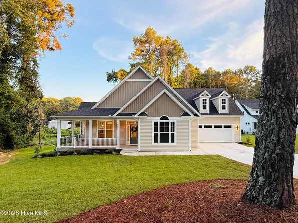 695 Sunset Drive, Carthage, NC 28327