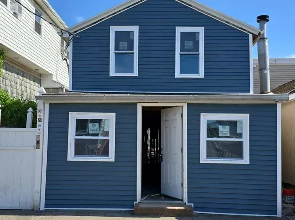 22 E 9th Road, Broad Channel, NY 11693