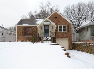 4203 Pierce St, Omaha, NE 68105