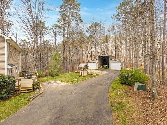 4th image of 134A Nicholson Ln