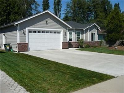 1st image of 8397 Glendale Dr
