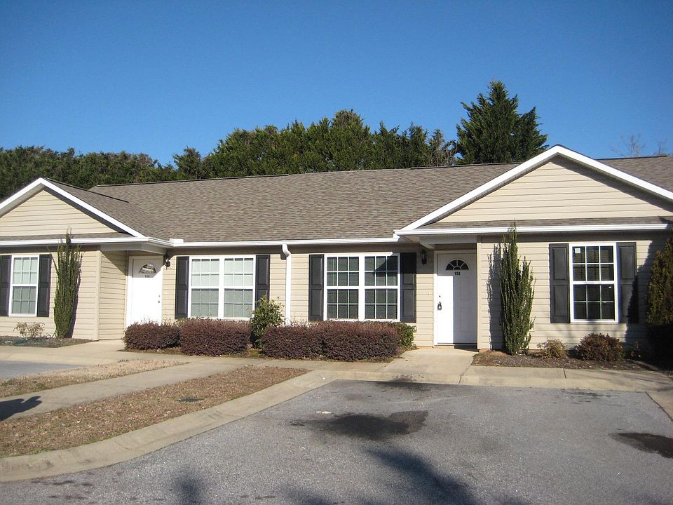 1st image of 108 Country River Dr