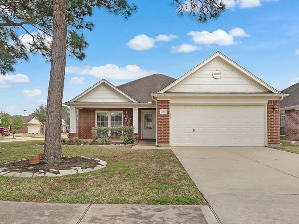 21930 Bronze Leaf Dr