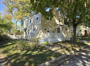 5587 Arrowwood St, Greendale, WI 53129