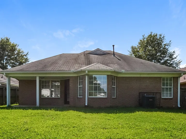 7218 Durango Dr — Photo 16
