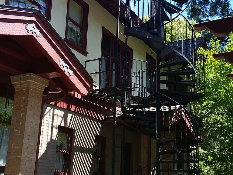 1405 W 9th Ave #C — Photo 16