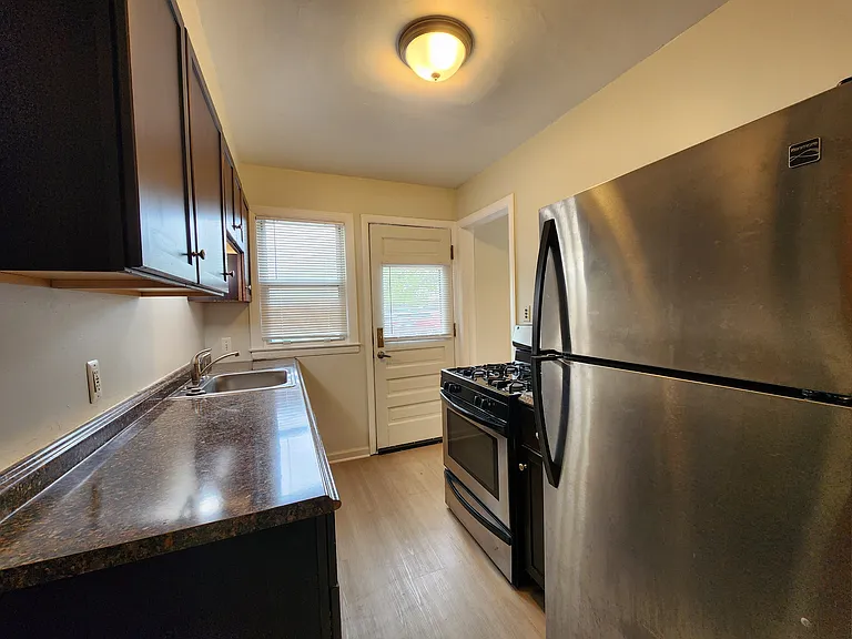 921 Vernier Rd #1 — Photo 22