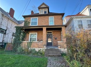 1050 Vance Ave, Coraopolis, PA 15108