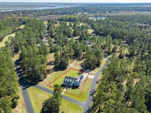 1045 Par Dr NE, Townsend, GA 31331