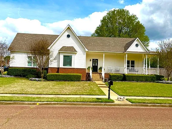 870 Ten Oaks Dr, Collierville, TN 38017