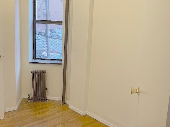 2nd image of 454 W 36th St #1W
