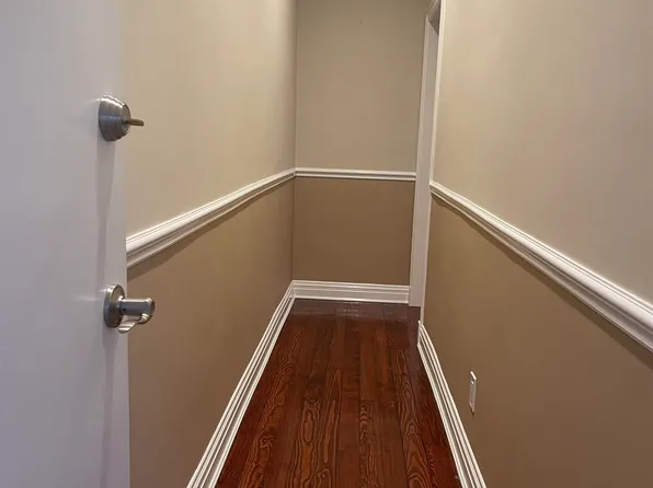 48 East 37th Street image 3 of 19