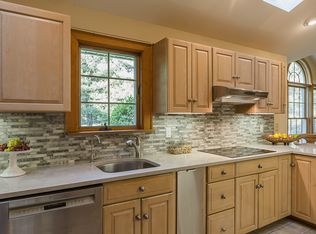 22 Maple Rd, Setauket, NY 11733