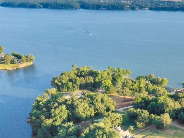 855 Turtle Cove Rd, Killen, AL 35645