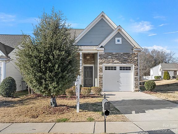 3rd image of 5214 Crystal Lakes Dr