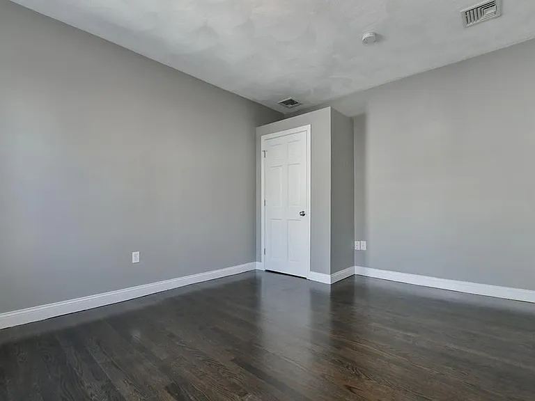 26 Elder St #1 — Photo 15