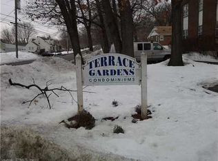 71 Terrace Gdns, Wallingford, CT 06492