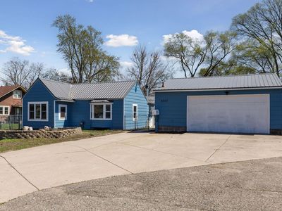8307 Wentworth Ave S, Bloomington, MN, 55420
